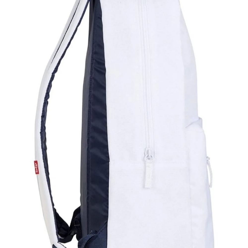 Levi's / snoopy back pack - Picture 3 of 4